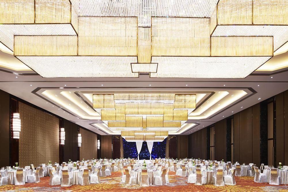 Sheraton Grand Zhengzhou Hotel Zewnętrze zdjęcie