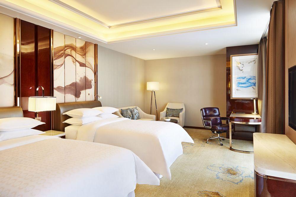 Sheraton Grand Zhengzhou Hotel Zewnętrze zdjęcie