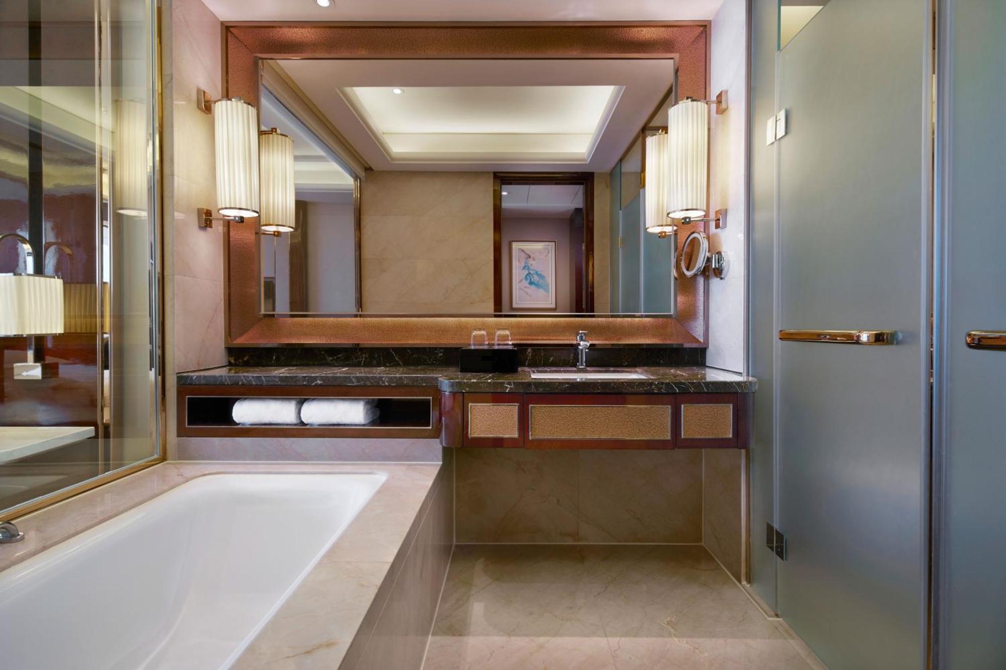 Sheraton Grand Zhengzhou Hotel Zewnętrze zdjęcie