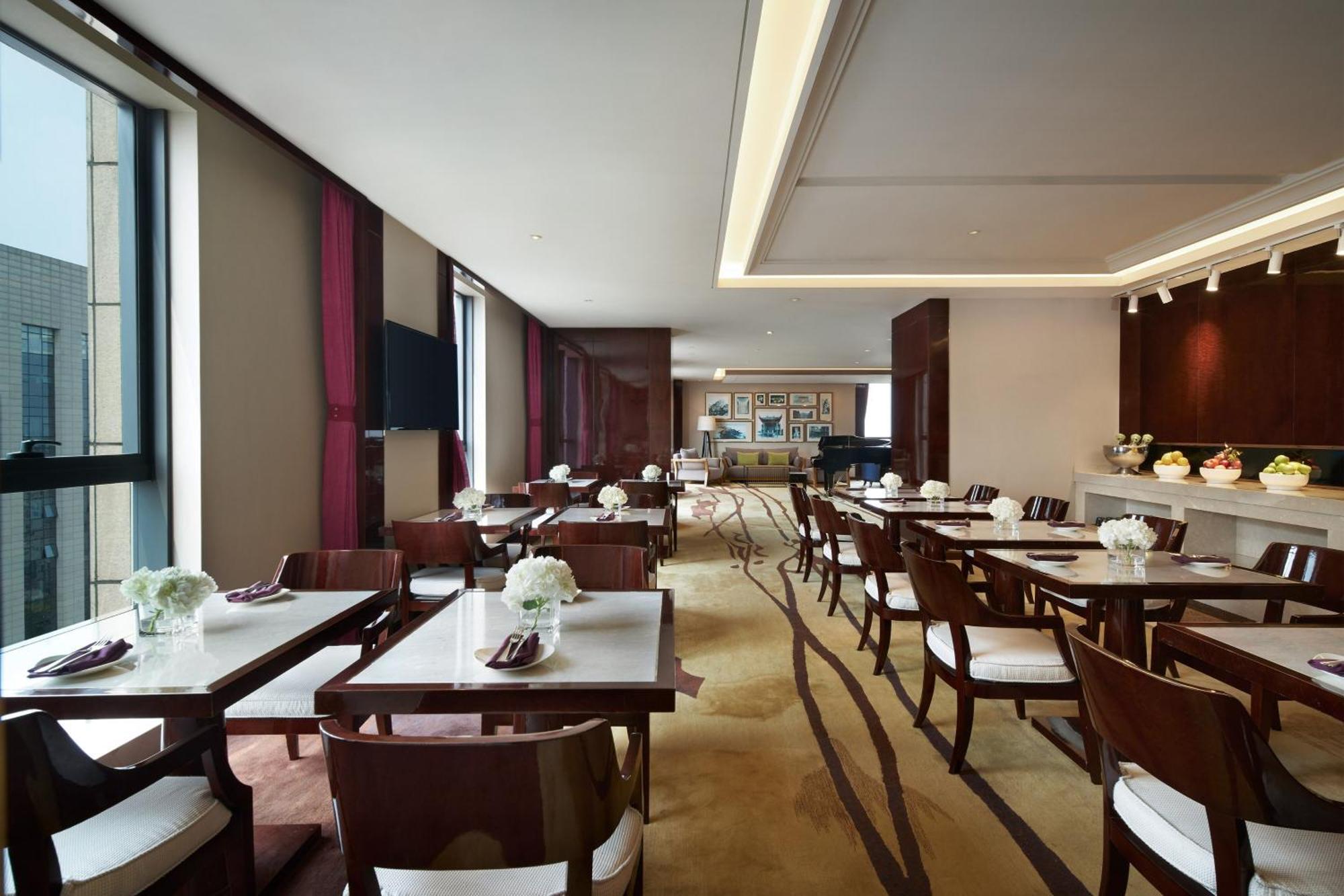 Sheraton Grand Zhengzhou Hotel Zewnętrze zdjęcie