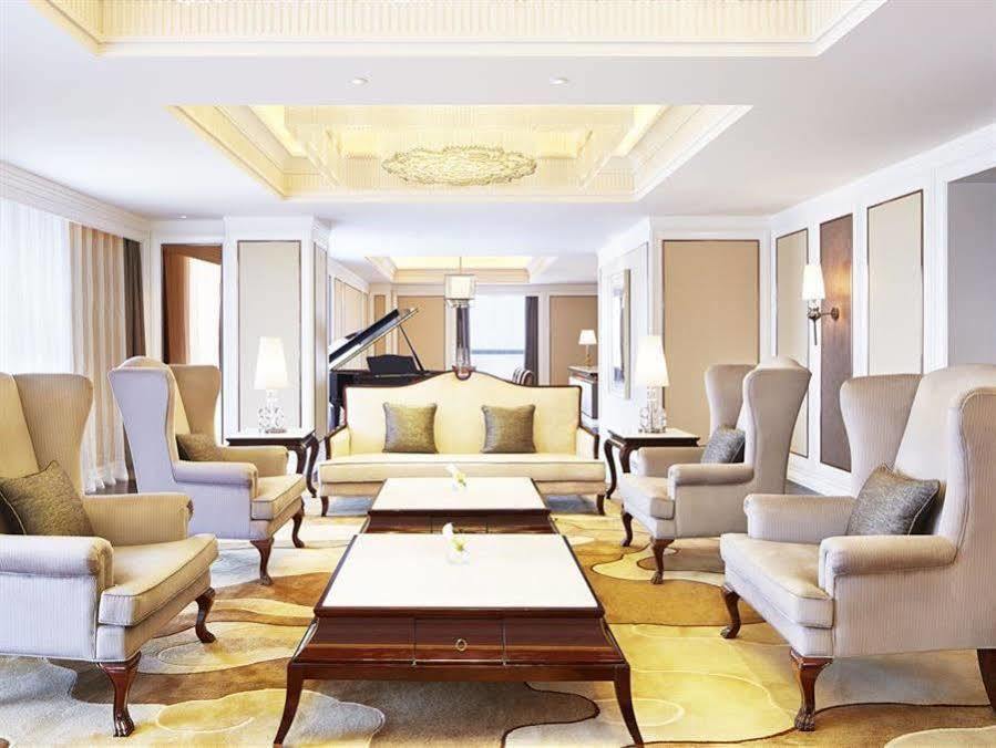 Sheraton Grand Zhengzhou Hotel Zewnętrze zdjęcie