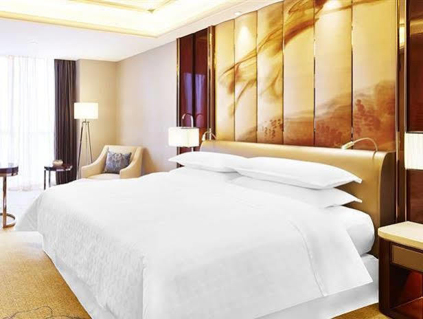 Sheraton Grand Zhengzhou Hotel Zewnętrze zdjęcie